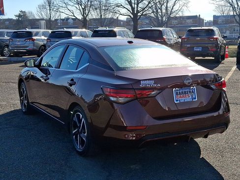 Used 2024 Nissan Sentra SV image 4