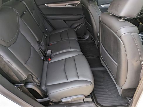 New 2025 Cadillac XT6 Luxury w/ LPO, Floor Liner Package image 24