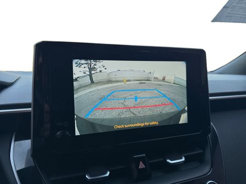 Used 2023 Toyota Corolla SE image 13