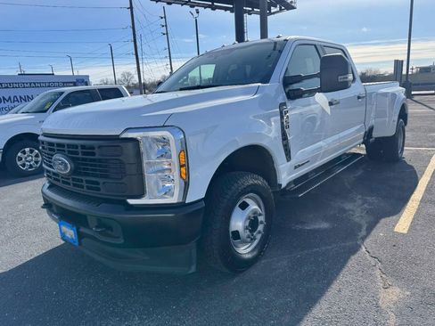 Used 2024 Ford F350 XL image 3