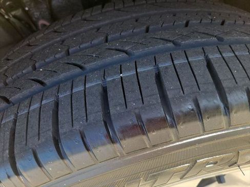 Certified 2025 Toyota RAV4 XLE Premium image 32