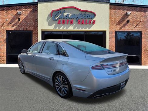 Used 2019 Lincoln MKZ Premiere image 7
