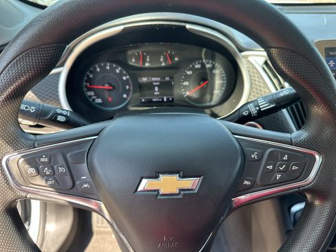 Used 2024 Chevrolet Malibu LT FWD image 22