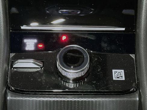 New 2026 Jeep Grand Cherokee L Limited AWD/4WD image 11