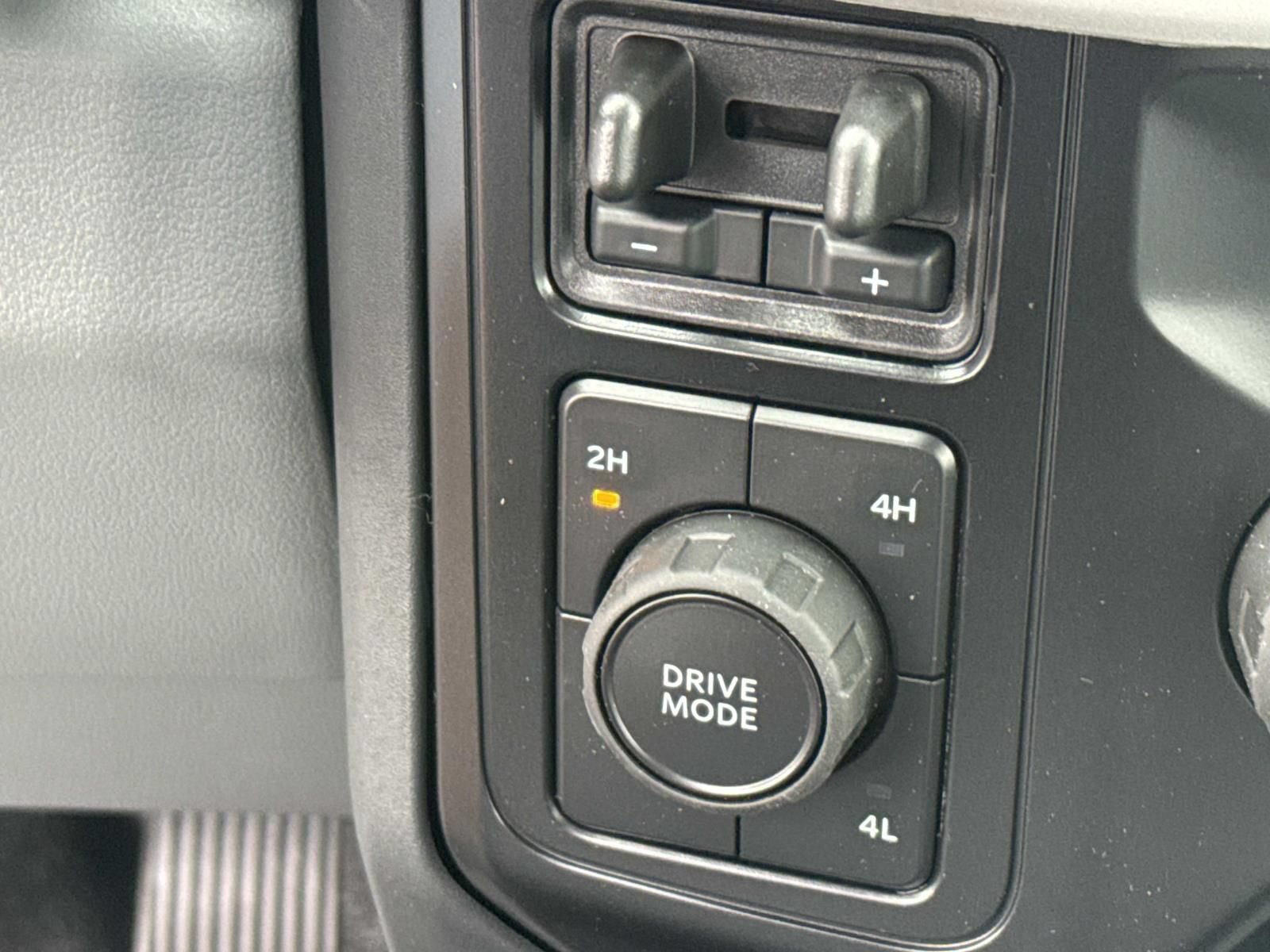 New 2026 Ford F550 4x4 Crew Cab Super Duty image 17