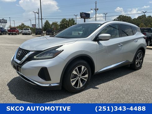Used 2023 Nissan Murano S AWD/4WD image 2