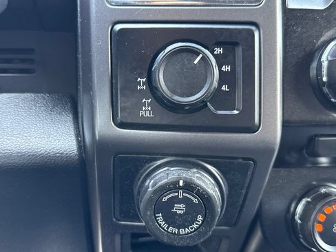 Used 2016 Ford F150 XLT w/ Equipment Group 302A Luxury AWD/4WD image 26