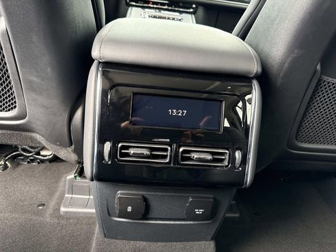 New 2026 Lincoln Aviator AWD image 16