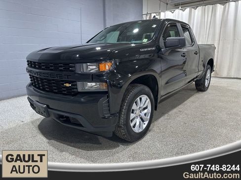 Used 2022 Chevrolet Silverado 1500 Custom image 4