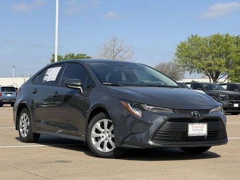 New 2026 Toyota Corolla LE FWD image 2
