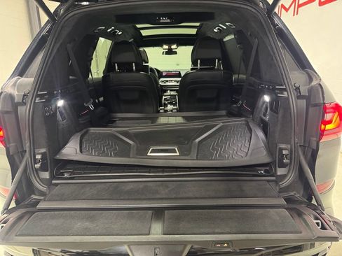 Used 2020 BMW X7 M50i w/ Dynamic Handling Package AWD/4WD image 31