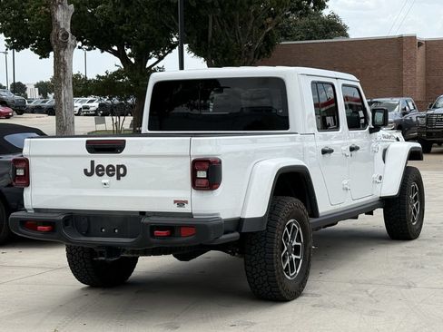 Used 2025 Jeep Gladiator Rubicon w/ Steel Bumper Group AWD/4WD image 4