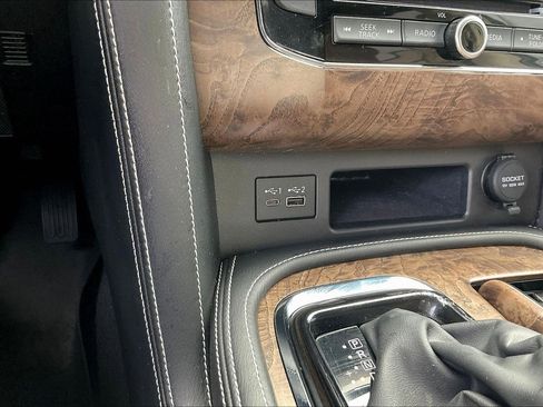 Used 2021 INFINITI QX80 Premium Select w/ All-Season Package image 17