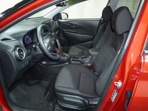 Used 2022 Hyundai Kona SEL w/ Cargo Package AWD/4WD image 11