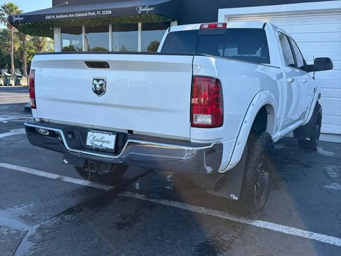 Used 2018 RAM 2500 SLT AWD/4WD image 7