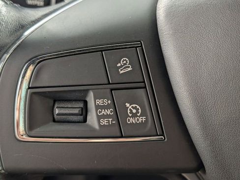Used 2018 Maserati Levante AWD/4WD image 17