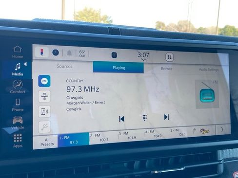 Used 2024 Jeep Wrangler Sport S image 21