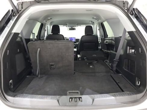 Used 2023 Ford Explorer Limited image 33
