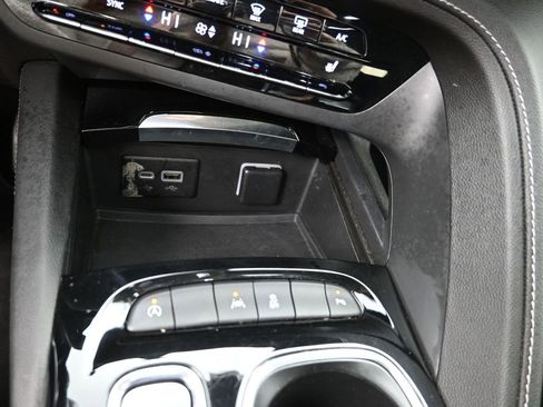 Used 2022 Buick Envision Preferred image 17