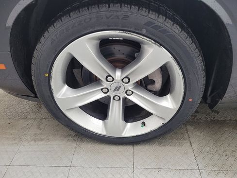 Used 2017 Dodge Challenger R/T image 31