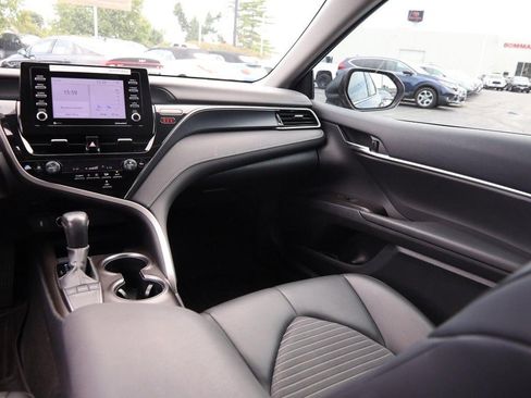 Used 2024 Toyota Camry SE FWD image 26