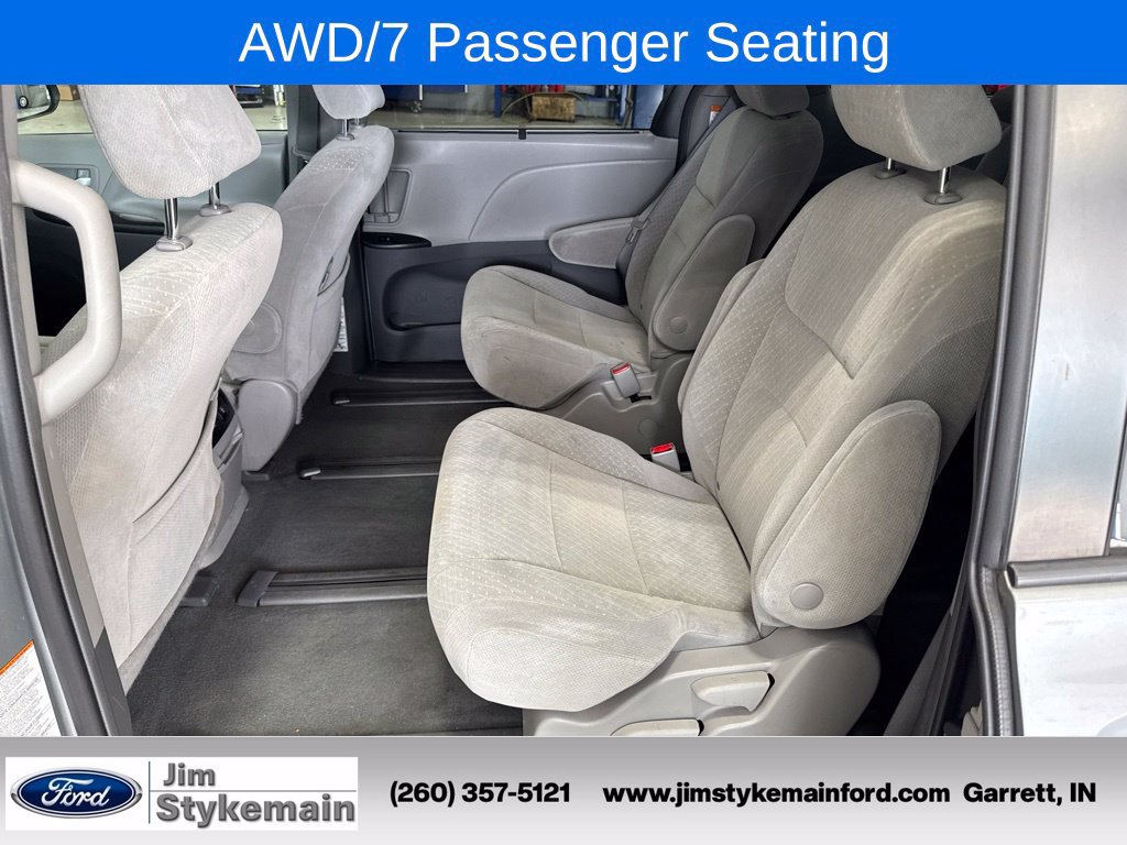 Used 2019 Toyota Sienna LE AWD/4WD image 4