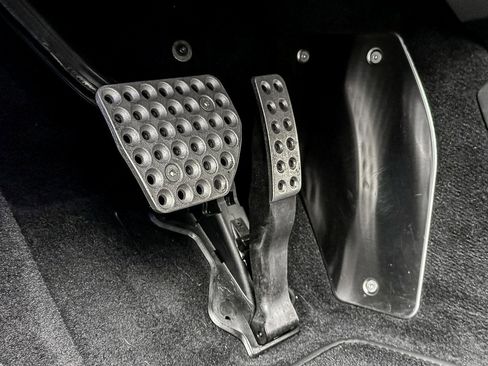 Certified 2024 Ferrari Purosangue image 29