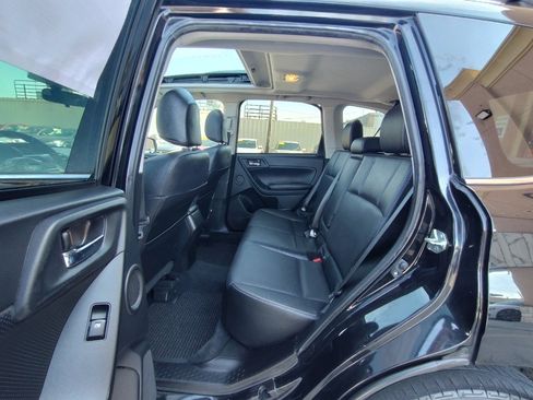 Used 2014 Subaru Forester 2.5i Touring image 29