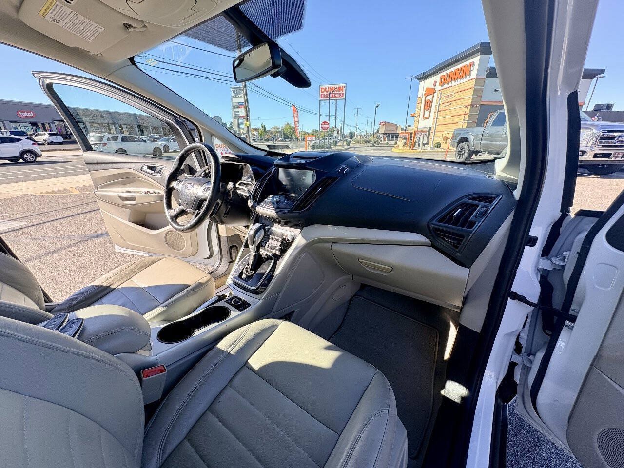 Used 2014 Ford C-MAX Energi SEL FWD image 37