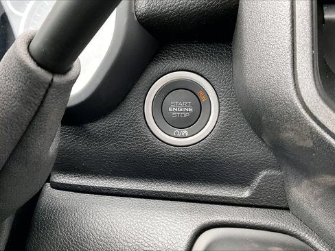 New 2026 RAM 3500 Tradesman AWD/4WD image 17