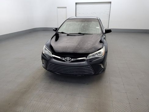Used 2017 Toyota Camry SE w/ Protection Package (Q2) FWD image 15