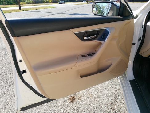 Used 2017 Nissan Altima 2.5 S w/ Power Driver Seat Package image 16