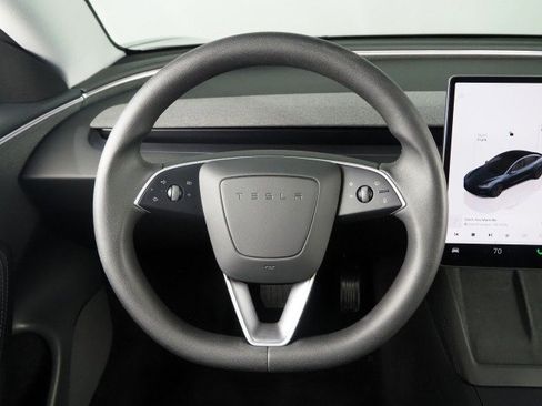 Used 2025 Tesla Model 3 Long Range image 19