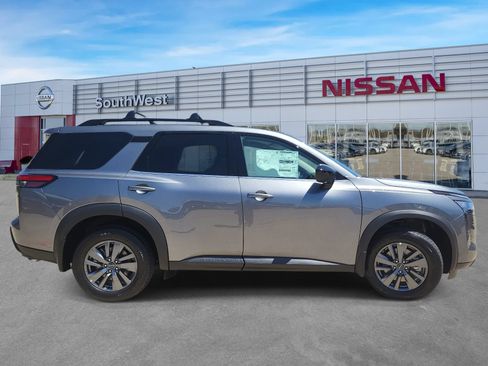 New 2026 Nissan Pathfinder SV FWD image 4
