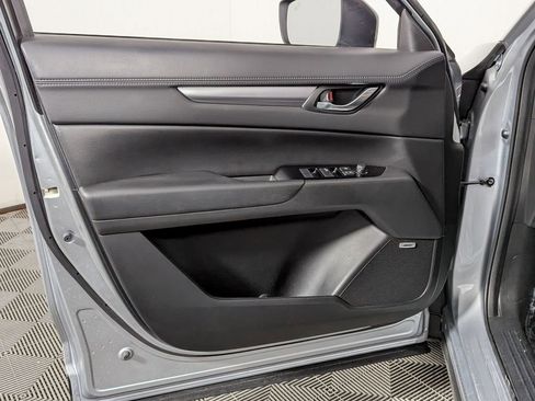 Used 2017 MAZDA CX-5 Touring w/ Preferred Equipment Package image 13