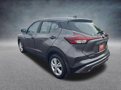 Used 2023 Nissan Kicks S FWD image 6