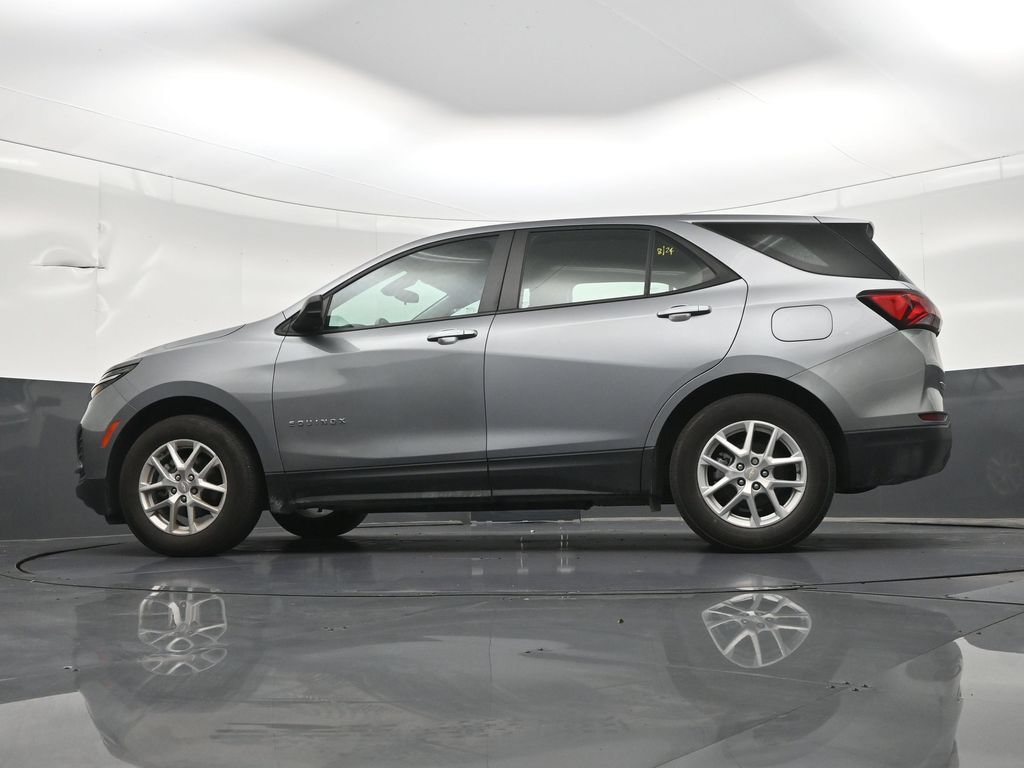 Used 2024 Chevrolet Equinox LS FWD image 24