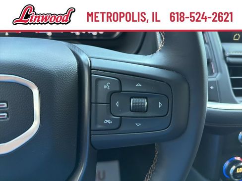 Used 2024 GMC Yukon AT4 AWD/4WD image 20
