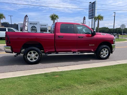 Used 2026 RAM 2500 Big Horn AWD/4WD image 3