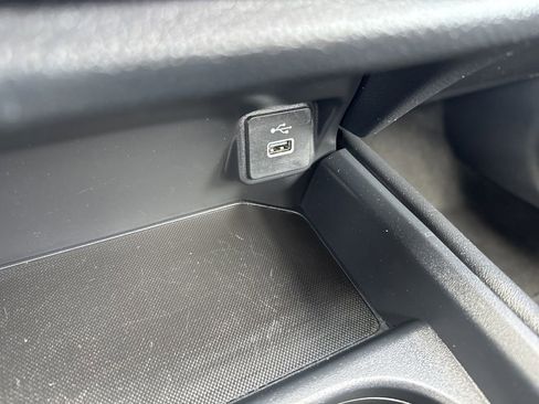 Certified 2024 Honda HR-V LX image 28