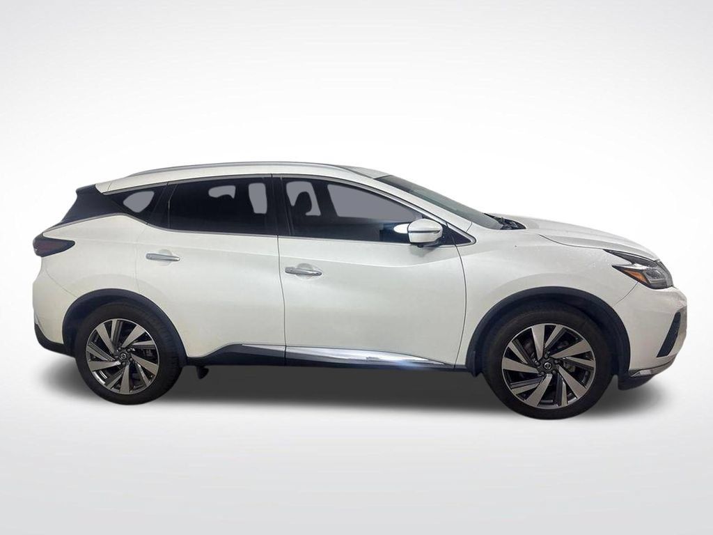 Used 2020 Nissan Murano SL w/ Moonroof Package FWD image 2
