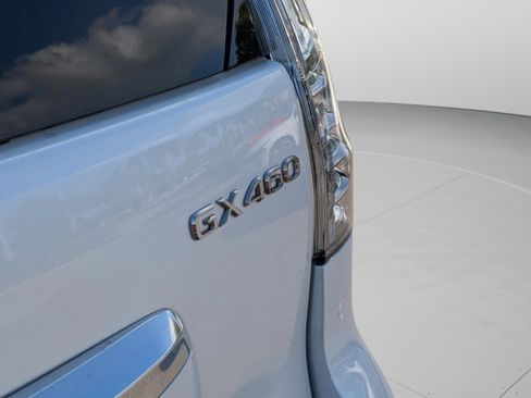 Used 2023 Lexus GX 460 Premium w/ Premium Plus Package image 26