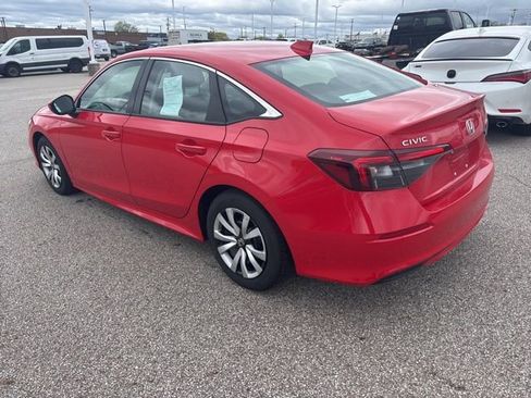 Certified 2025 Honda Civic LX image 4