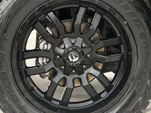 Used 2022 Chevrolet Silverado 1500 RST w/ Convenience Package II image 9