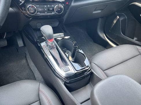 Used 2025 Chevrolet Trax RS w/ Driver Confidence Package FWD image 23