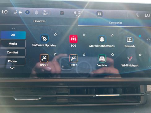 Used 2024 Jeep Wrangler Sahara image 26