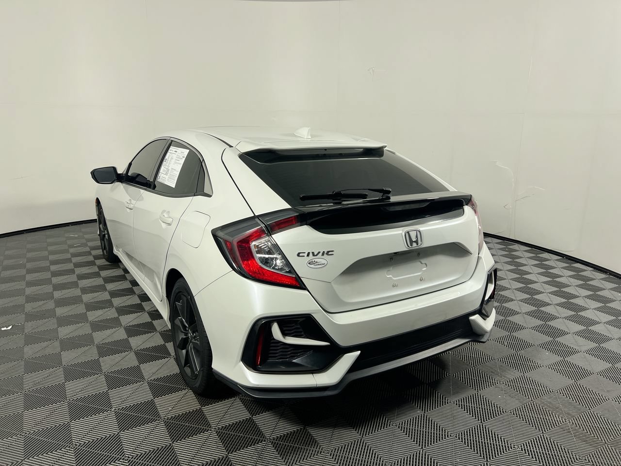 Used 2020 Honda Civic EX image 5