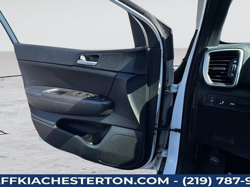Used 2021 Kia Sportage S FWD image 24