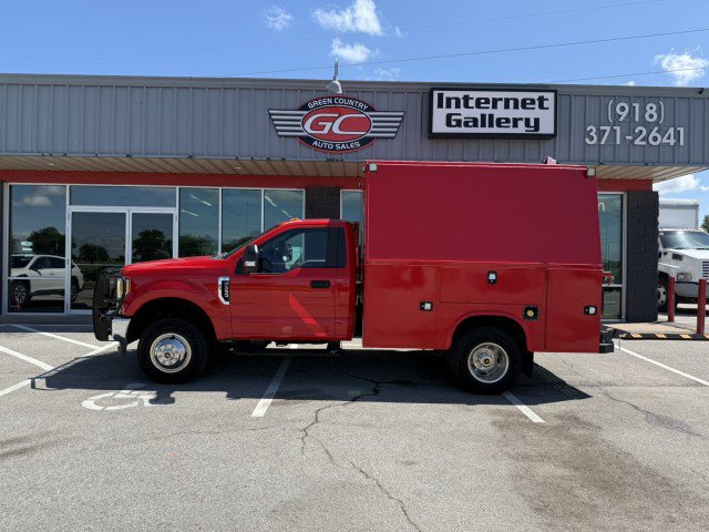 Used 2017 Ford F350 XL w/ Power Equipment Group AWD/4WD image 1