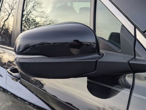 Used 2023 Honda Ridgeline RTL image 12